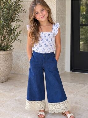 Persnickety size 6 nwt girls pants